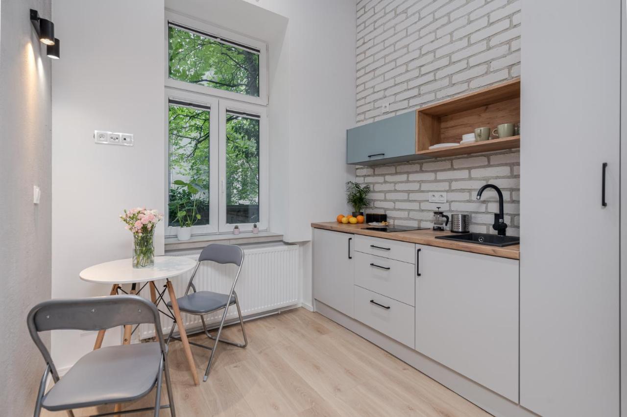 Parkside Fresh Apartments - Old Town Guesthouse - By Upstairs 克拉科夫 外观 照片