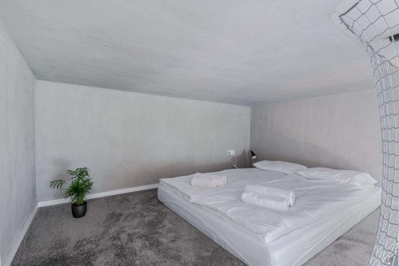 Parkside Fresh Apartments - Old Town Guesthouse - By Upstairs 克拉科夫 外观 照片
