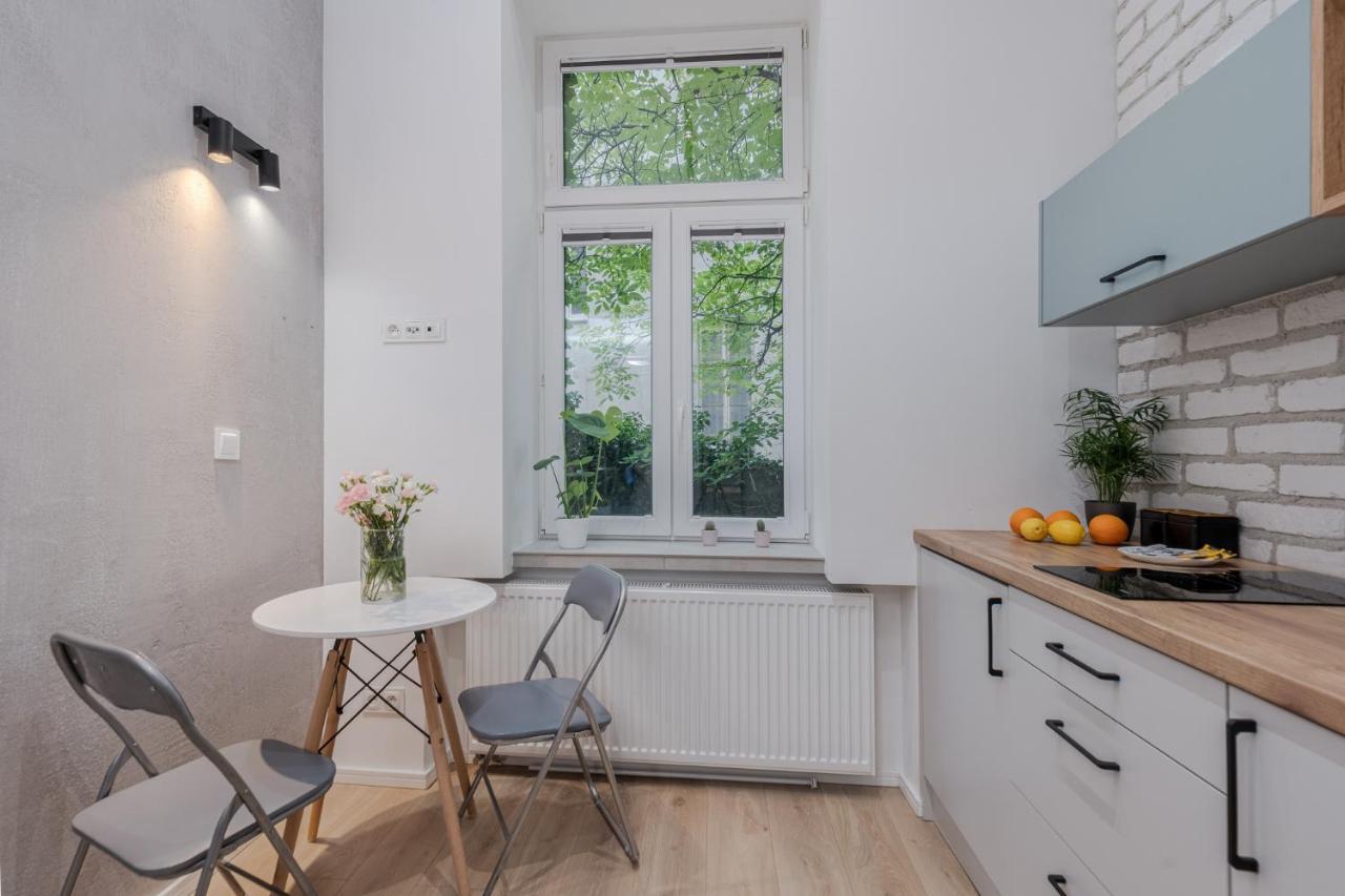 Parkside Fresh Apartments - Old Town Guesthouse - By Upstairs 克拉科夫 外观 照片